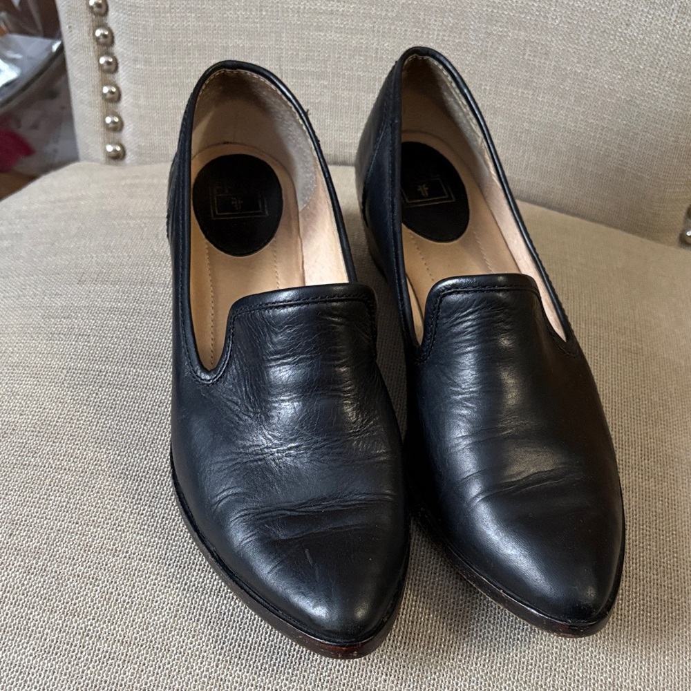 Frye Classic Black Leather Point Toe Flat Loafers